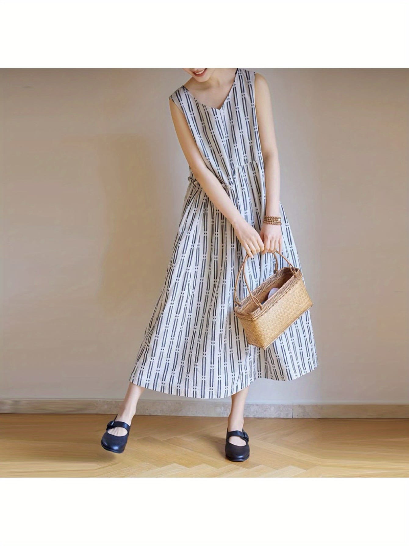 【表面感ストライプ】 ワンピース レディース 夏 ノースリーブ Vネック ロング丈 Aライン ゆったり 体型カバー 着痩せ マキシ丈 ロング ワンピ 袖なし 縦縞 総柄 ナチュラル カジュアル 大人可愛い きれいめ オフィス 大きいサイズ ３０代 ４０代