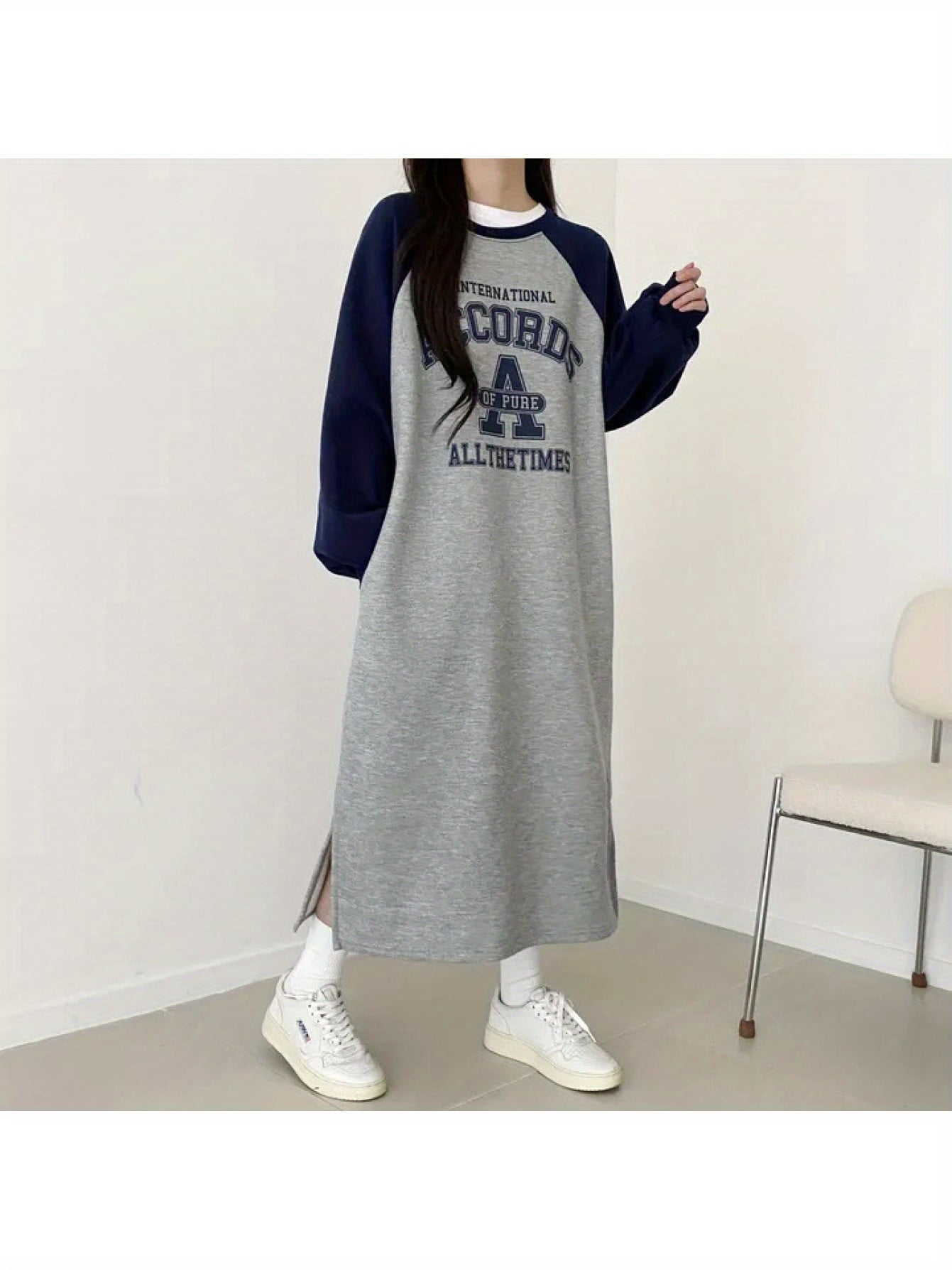 【配色デザイン】スウェットワンピース レディース ロングワンピース トレーナーワンピ 長袖 ロング丈 カレッジロゴ マキシ丈 ビッグシルエット オーバーサイズ ゆったり 体型カバー 着痩せ 部屋着 ルームウェア ワンマイルウェア サイドスリット クルーネック