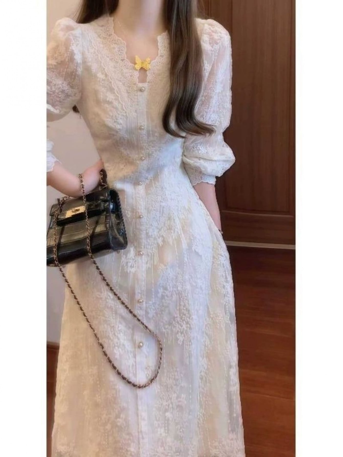 【フェミニン】総レース ワンピース ロングワンピース レディース Vネック 長袖 ロングワンピ マキシ丈 ドレス 結婚式 二次会 お呼ばれ パーティー 膝下 Aライン ウエストマーク 体型カバー 着痩せ 細見え 華奢見え 大人可愛い 女子会 参観日 春 秋 冬 クラシカル
