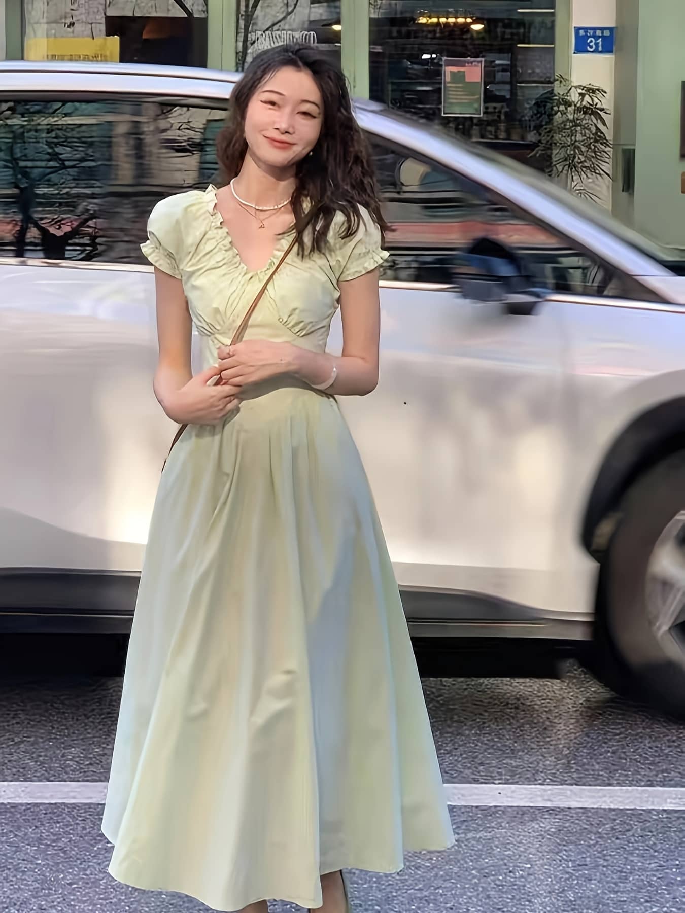 【大人可愛い】ワンピース レディース 夏 ロング 半袖 Vネック フリル ギャザー ウエストマーク Aライン マキシワンピース ロング丈 膝下 無地 涼しい 春 夏 秋 体型カバー 着痩せ 細見え 脚長 二の腕カバー 通勤 OL お呼ばれ 結婚式 二次会 女子会 参観日 旅行
