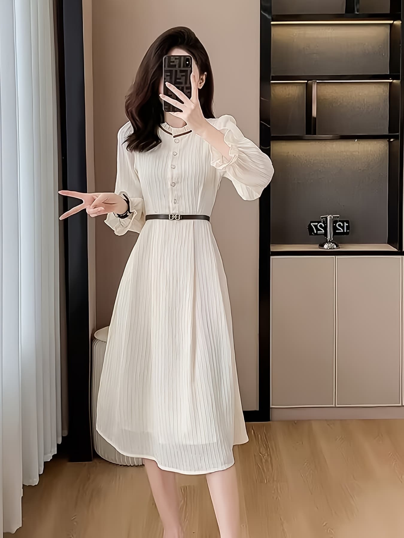 【体型カバー】ワンピース ロングワンピース レディース ミモレ丈 プリーツ リブ バンドカラー ベルト ウエストマーク きれいめ 大人可愛い Ａライン ボリューム袖 長袖 細見え 着痩せ オフィス 通勤 お呼ばれ 結婚式 披露宴 謝恩会 参観日 春 秋 冬 アイボリー 無地｜Yokos