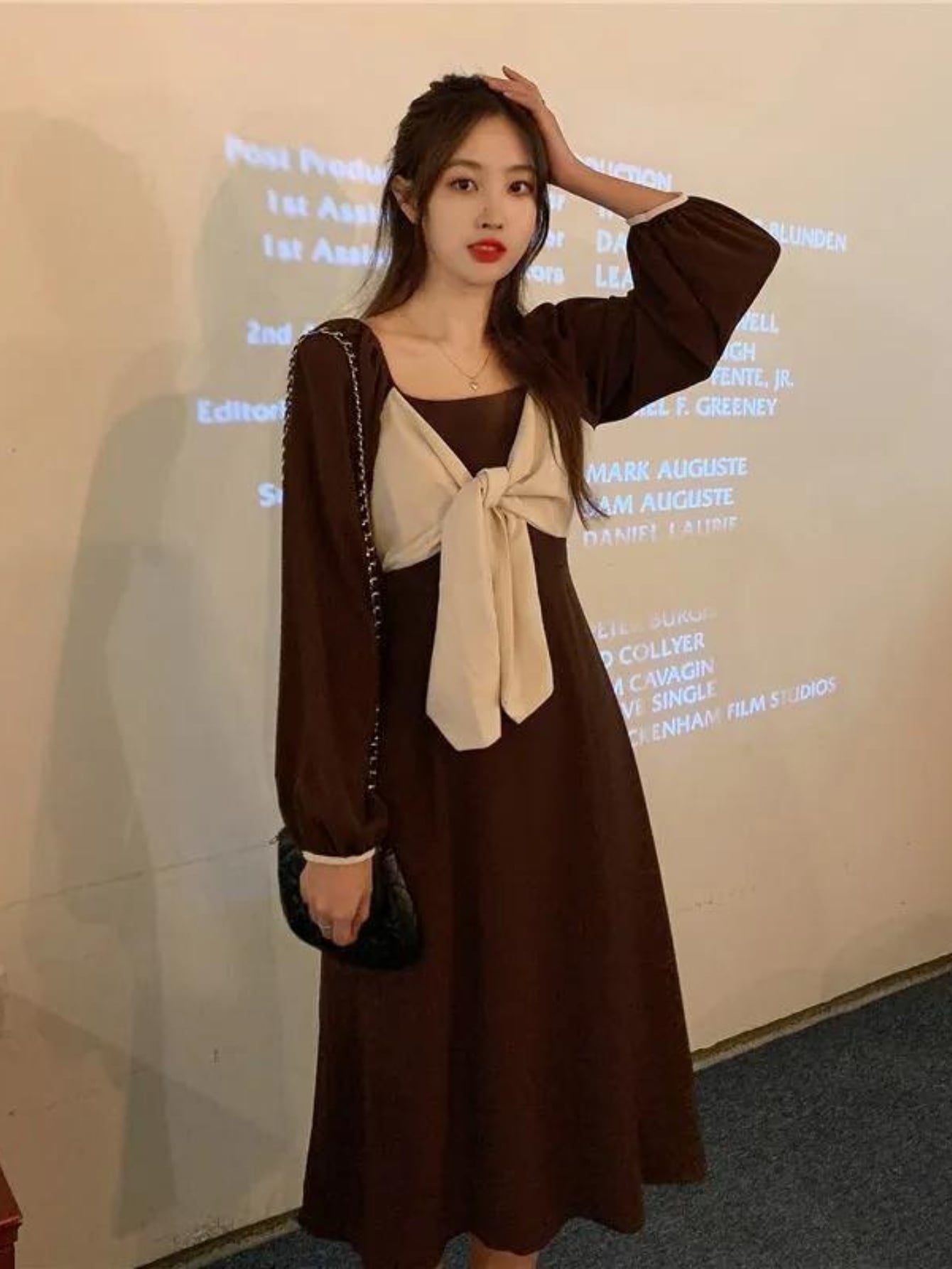 【ビッグリボン】ワンピース ロングワンピース レディース 長袖 スクエアネック ボリューム袖 バルーンスリーブ ミモレ丈 膝下 Aライン ウエストマーク 重ね着風 バイカラー 配色 ワンピ 体型カバー 着痩せ 細見え 大人可愛い きれいめ レトロ フェミニン 春 秋 冬