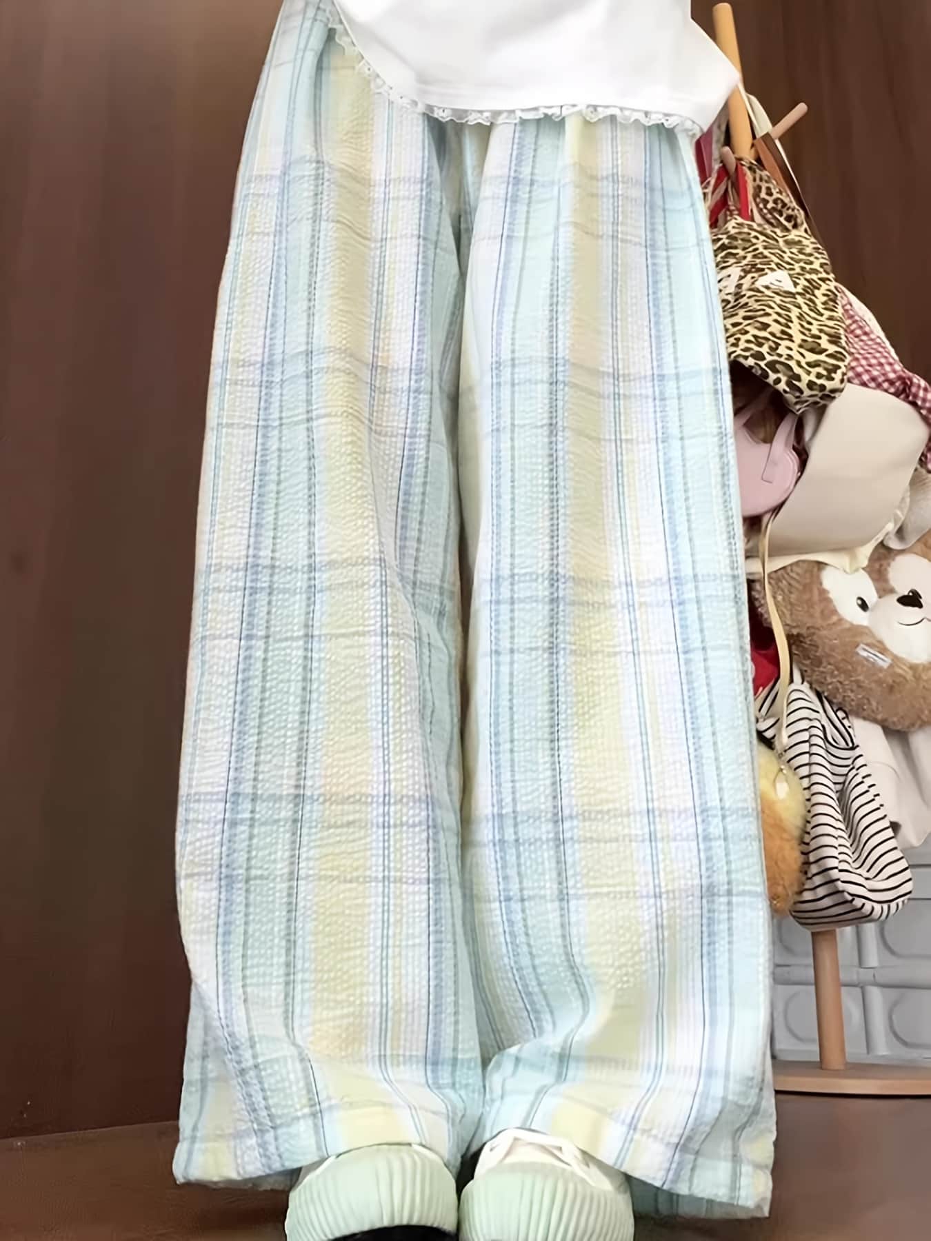 【大人可愛いチェック柄】ワイドパンツ レディース チェック パンツ ズボン ロングパンツ チェック柄 ボトムス ハイウエスト ウエストゴム 楽ちん ゆったり リラックス 凹凸 シアサッカー風 涼しい 薄手 体型カバー 脚長 美脚 細見え 部屋着 ルームウェア