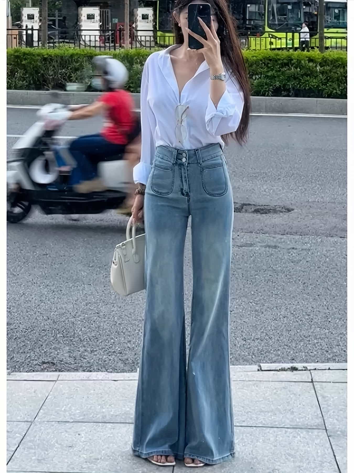 【美脚効果】デニム パンツ レディース ジーンズ ジーパン ベルボトム ブーツカット ハイウエスト ストレッチ ワイドパンツ ズボン ボトムス ロング丈 長ズボン 2025 春 夏 新作 伸縮性 伸びる 楽ちん ウエストボタン ポケット付き ライトブルー 体型カバー 着痩せ