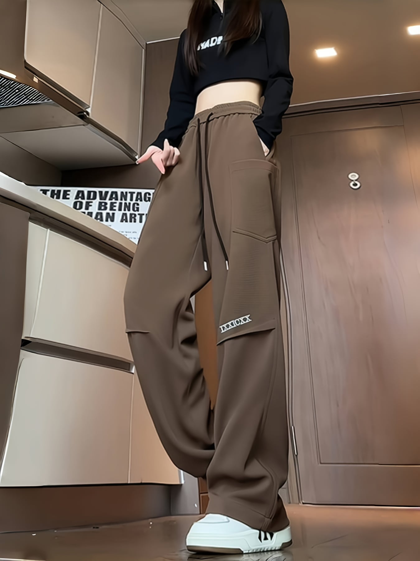 【体型カバー】カーゴパンツ レディース ワイドパンツ スウェットパンツ ワークパンツ ズボン ロング ボトムス ジョガーパンツ バギーパンツ サイドポケット ウエストゴム ドロスト 紐 楽ちん ゆったり 大きいサイズ 脚長 美脚 着痩せ 細見え 動きやすい ストリート
