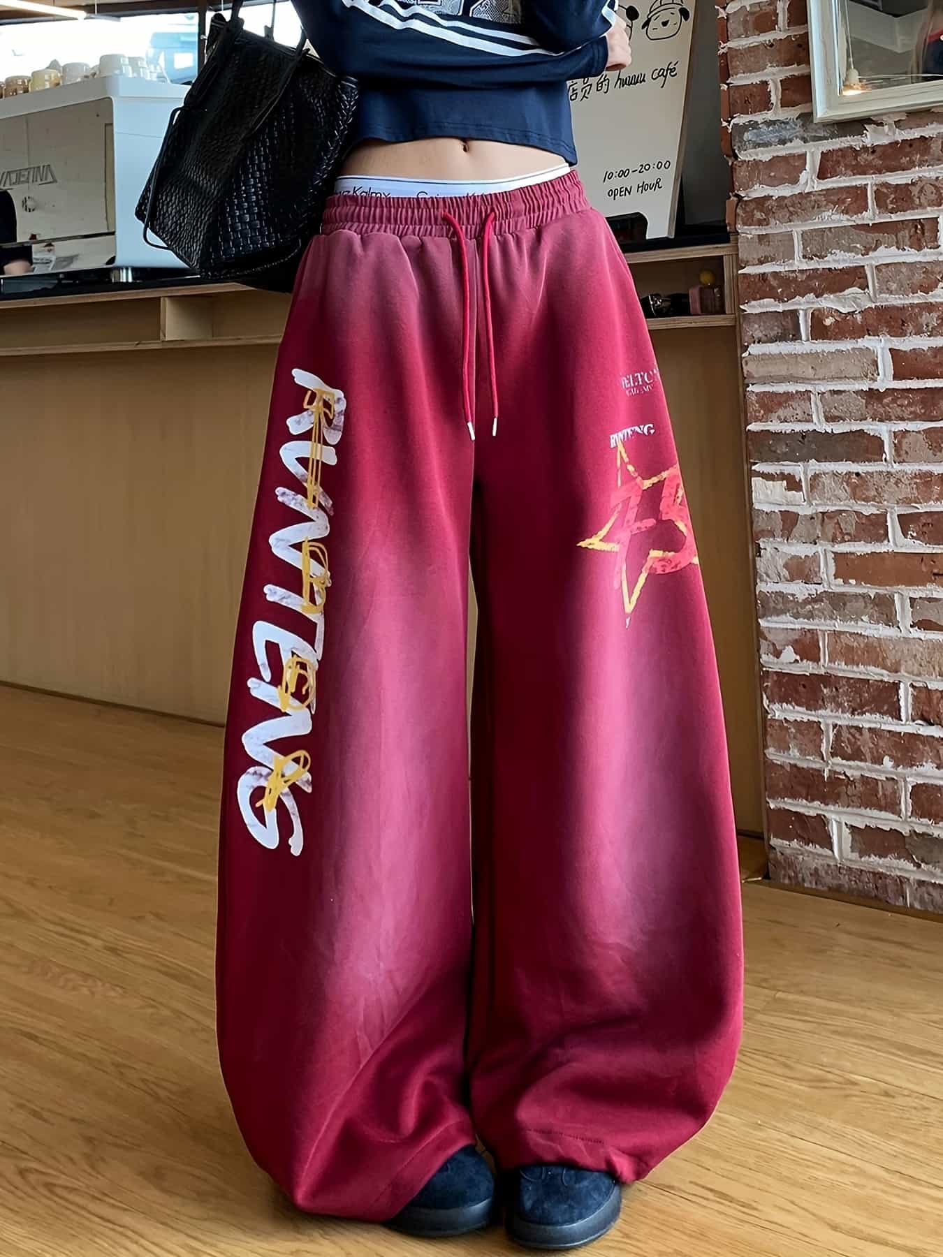 【ヴィンテージ風】スウェットパンツ レディース ワイドパンツ ウォッシュ加工 ストリート系 ズボン ゆったり ウエストゴム ドロスト カジュアル ロゴ 英字 プリント 星柄 部屋着 ルームウェア ボトムス ロング丈 体型カバー 着痩せ 脚長効果 韓国 ファッション