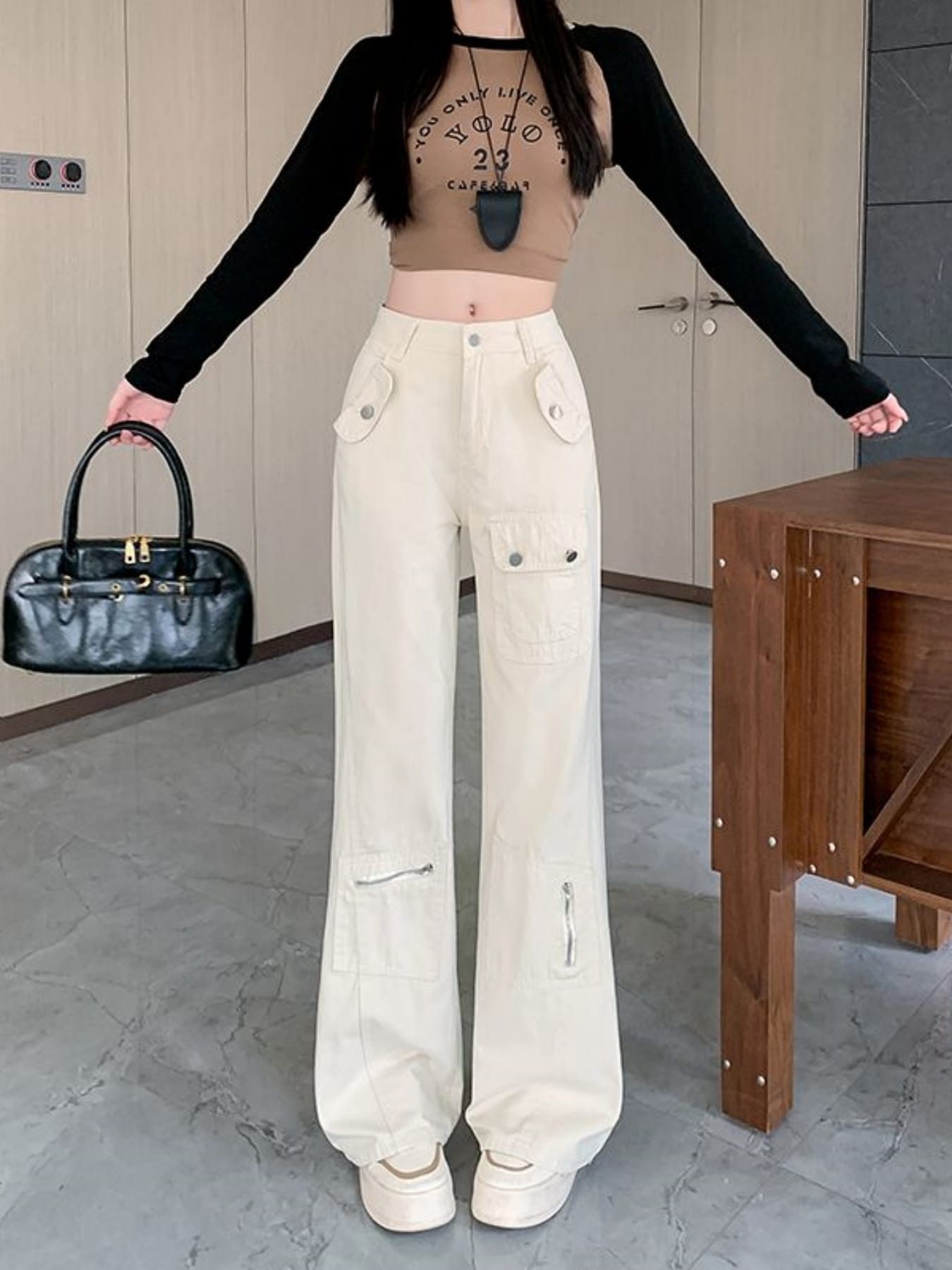 【美脚魅せ】ワイドパンツ レディース デニム カーゴパンツ ワークパンツ ストレート ジーンズ ジーパン ズボン ボトムス ハイウエスト 着痩せ 細見え 体型カバー ゆったり デザイン ポケット ジップ ロング フルレングス ストリート カジュアル 韓国風 春 秋 冬 7,055円