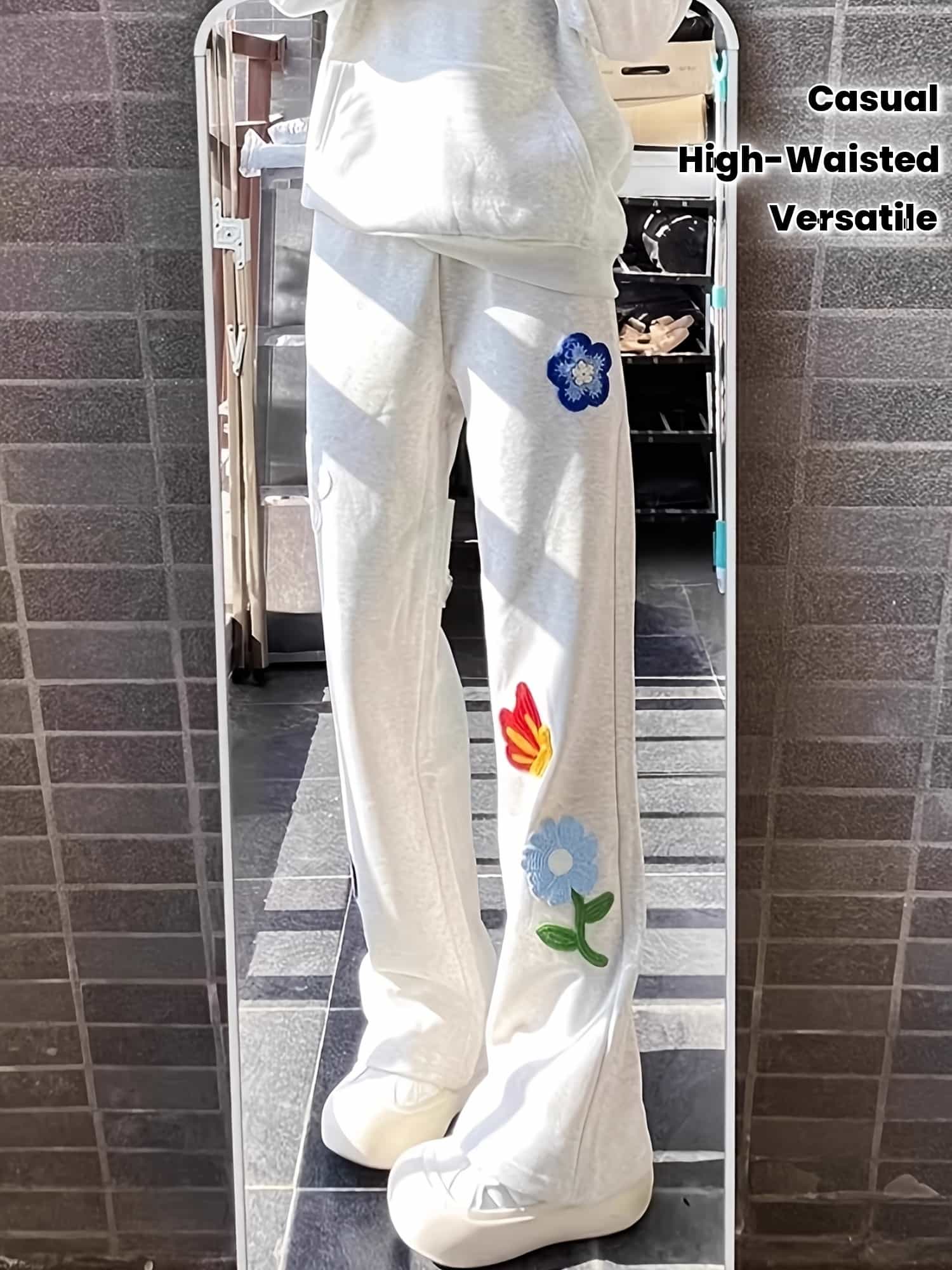 【花柄刺繍】スウェットパンツ レディース ワイドパンツ ストレート ズボン 韓国 ファッション ハイウエスト リラックスパンツ ボトムス ジャージ 下 ロング丈 ウエストゴム 楽ちん 体型カバー 着痩せ 脚長 細見え スポーティー カジュアル 春 夏 秋 冬