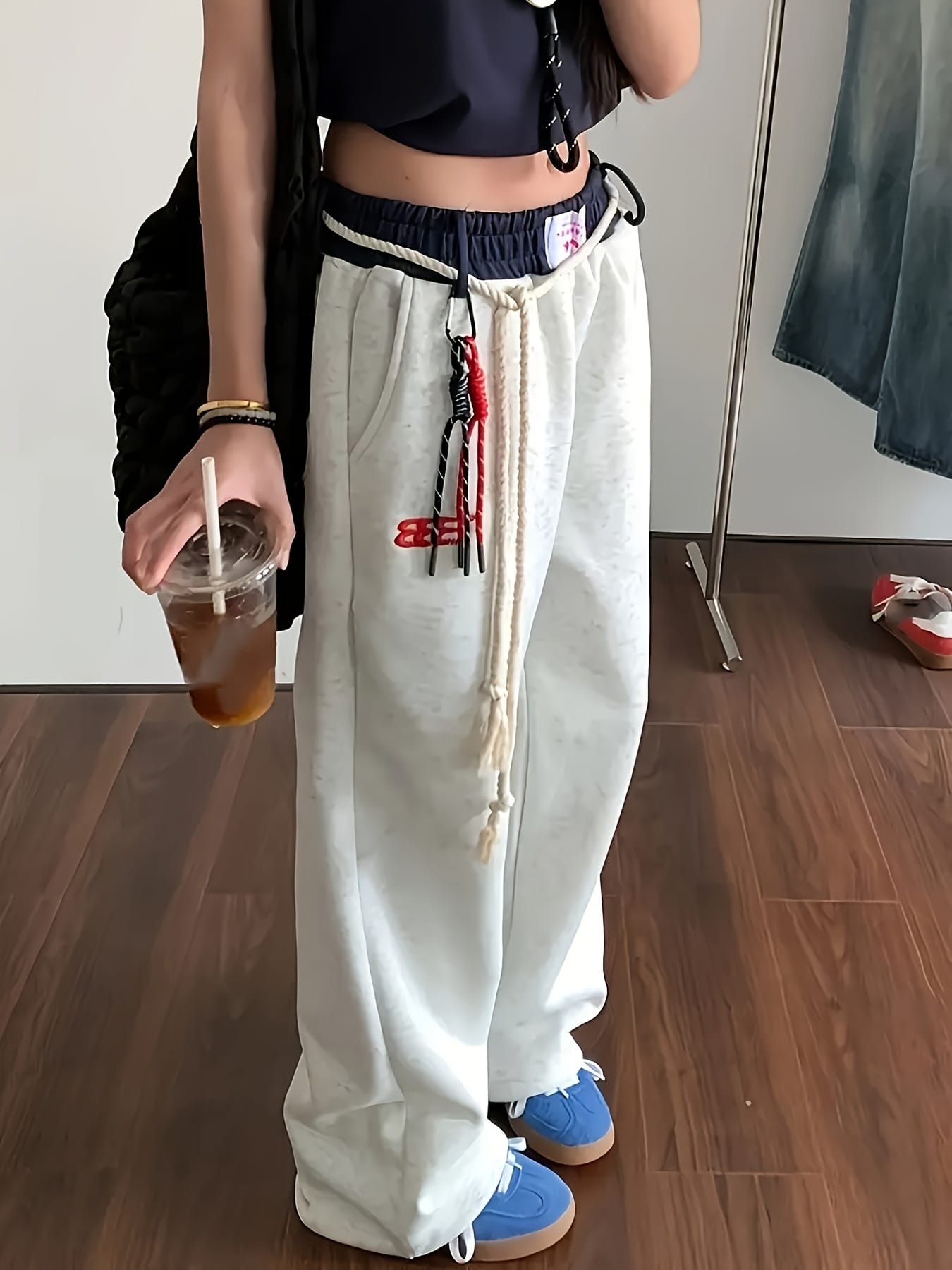 【レトロストリート】ワイドパンツ スウェットパンツ レディース メンズ ユニセックス ウエストゴム ストレート ズボン トラックパンツ ボトムス ドロスト 配色 ロープ紐 韓国ファッション ゆったり カジュアル ダンス 体型カバー 脚長 美脚 痩せ見え イージーパンツ