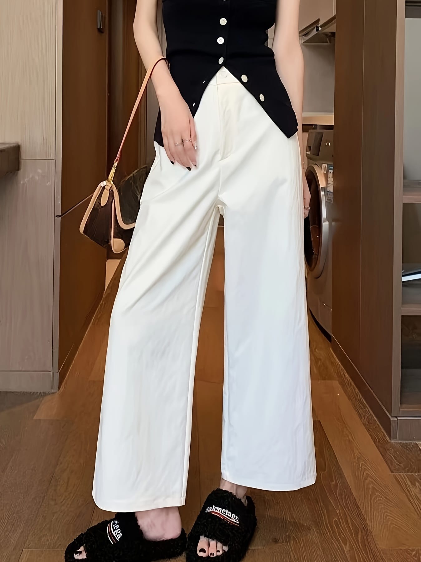 ワイドパンツ レディース きれいめ ストレートパンツ ボトムス ズボン ロングパンツ ハイウエスト ウエストゴム 楽ちん 体型カバー 美脚 脚長 痩せ見え オフィス 通勤 OL カジュアル ママコーデ 洗える シワになりにくい 涼しい ポケット付き ホワイト ブラック 春 夏