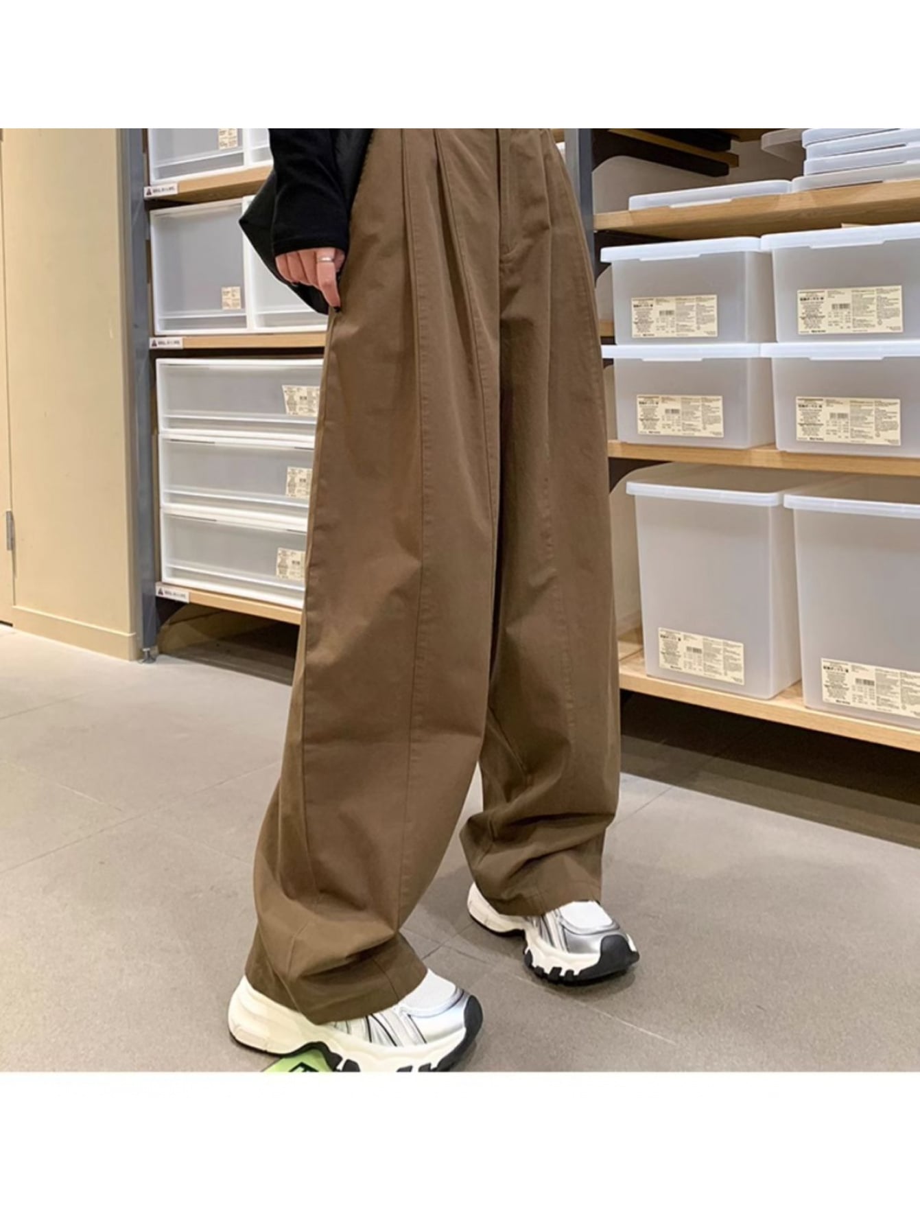 【体型カバー】 ワイドパンツ レディース カーゴパンツ チノパン ストレート ハイウエスト センターライン タック入り ゆったり ズボン ボトムス ロング丈 脚長効果 美脚 着痩せ ウエストゴム 楽ちん カジュアル ストリート ミリタリー 通勤 通学 20代 30代 40代 50代