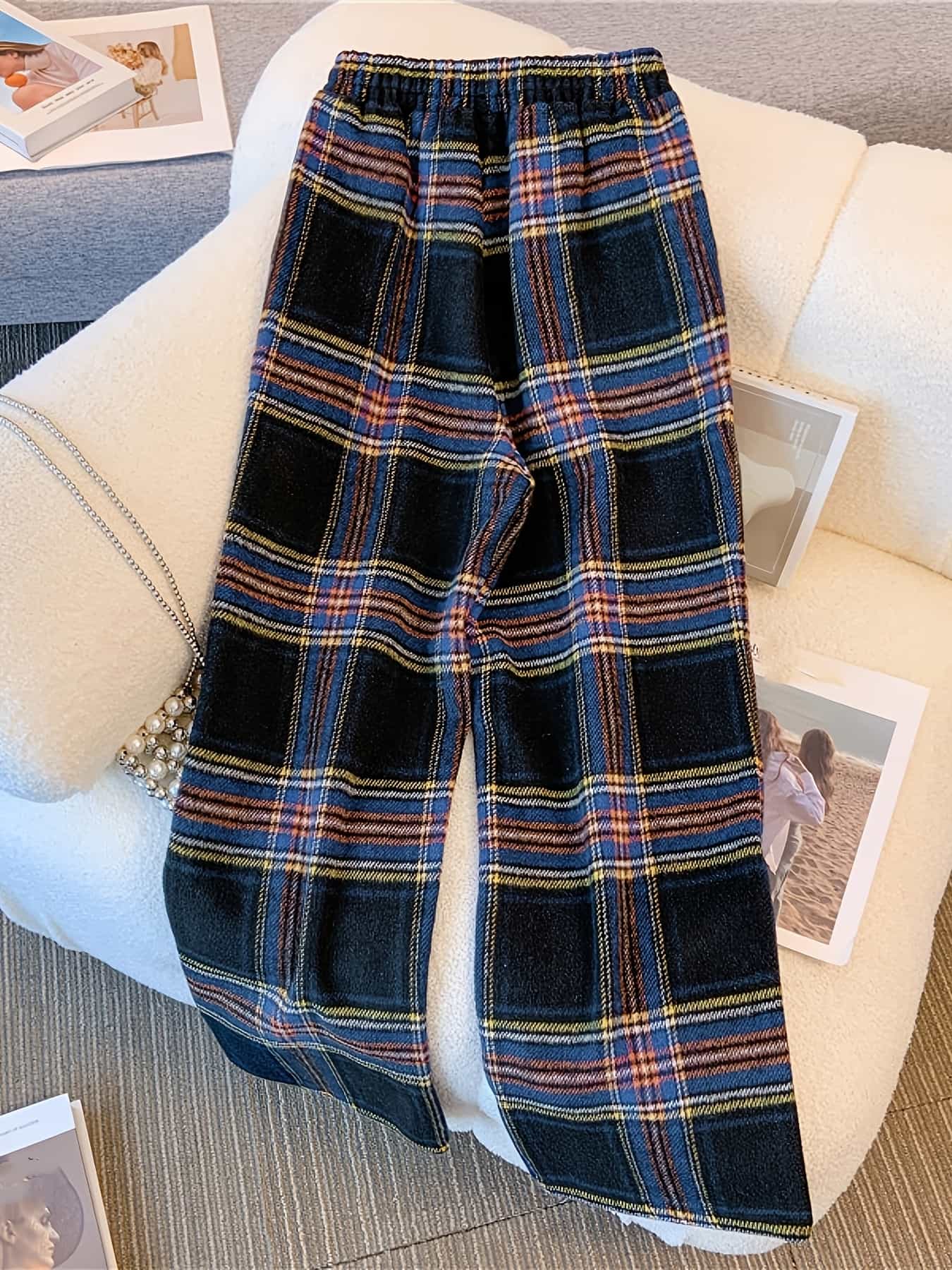 【レトロ可愛い】チェックパンツ レディース ワイドパンツ ウール調 厚手 起毛 ズボン ボトムス ストレートパンツ 格子柄 ウエストゴム ロングパンツ 楽ちん ゆったり 体型カバー 着痩せ 美脚 脚長効果 暖かい あったか 防寒 冷え対策 カジュアル オフィス 通勤 通学