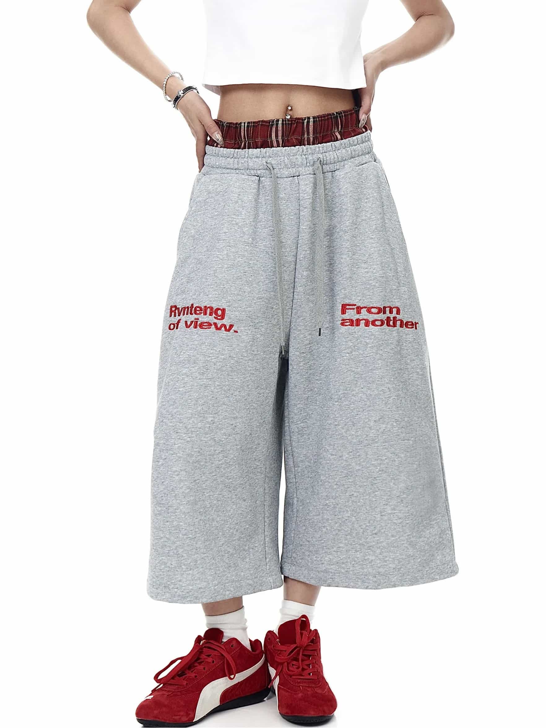 【重ね着風】 ワイドパンツ レディース ハーフパンツ 七分丈 膝下 チェック柄 ダブルウエスト スウェットパンツ ズボン ボトムス ゆったり 体型カバー 着痩せ ロゴ 刺繍 ストリート ダンス ヒップホップ 部屋着 ルームウェア ウエストゴム 楽ちん グレー カジュアル