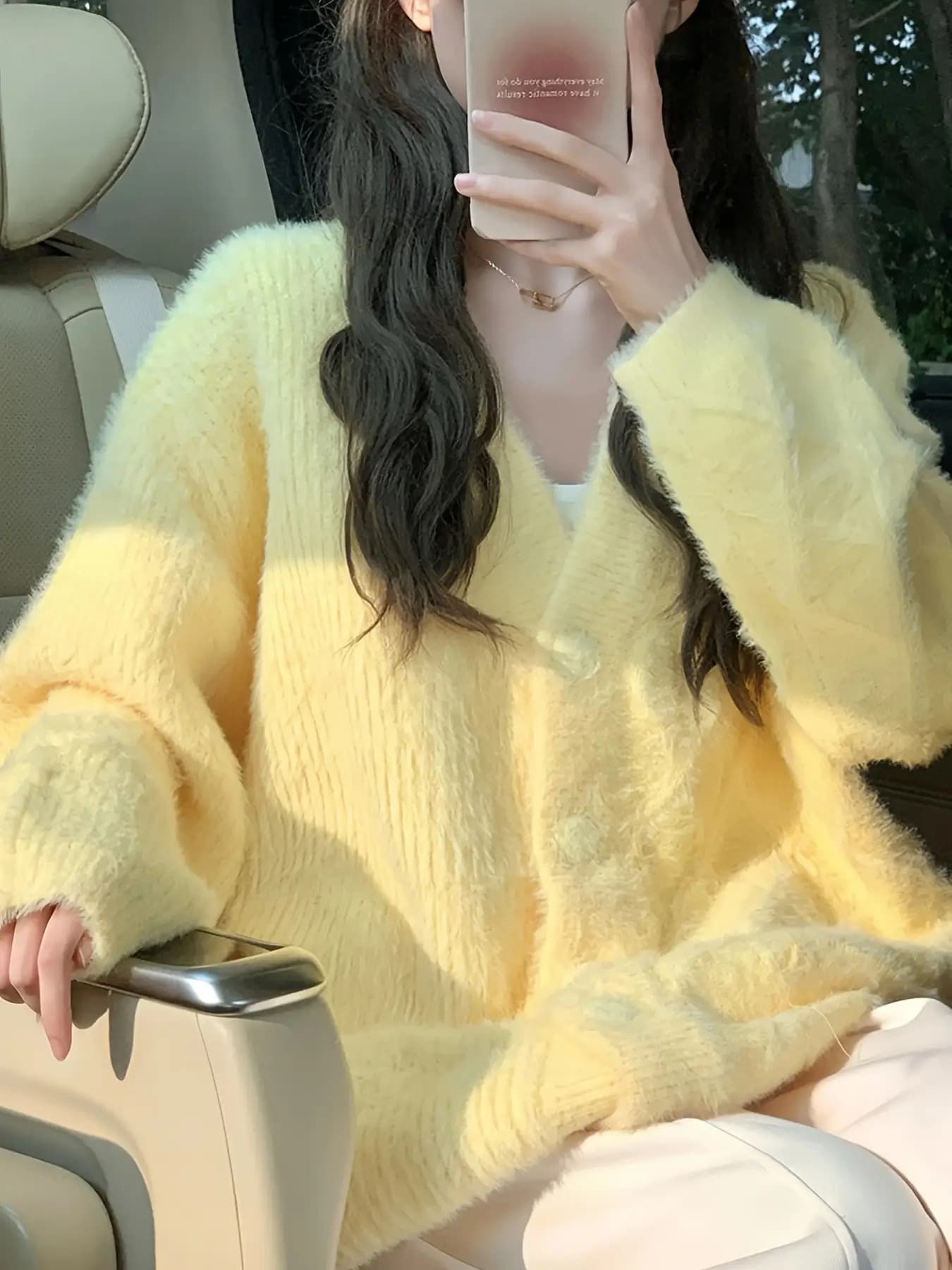 【ふわふわ起毛】ニット カーディガン レディース シャギーニット セーター Vネック 羽織り トップス 長袖 前開き ボタン オーバーサイズ ゆったり 体型カバー 着痩せ 華奢見え モヘア風 厚手 暖かい 防寒 大人可愛い きれいめ カジュアル 韓国ファッション 秋 冬 秋冬