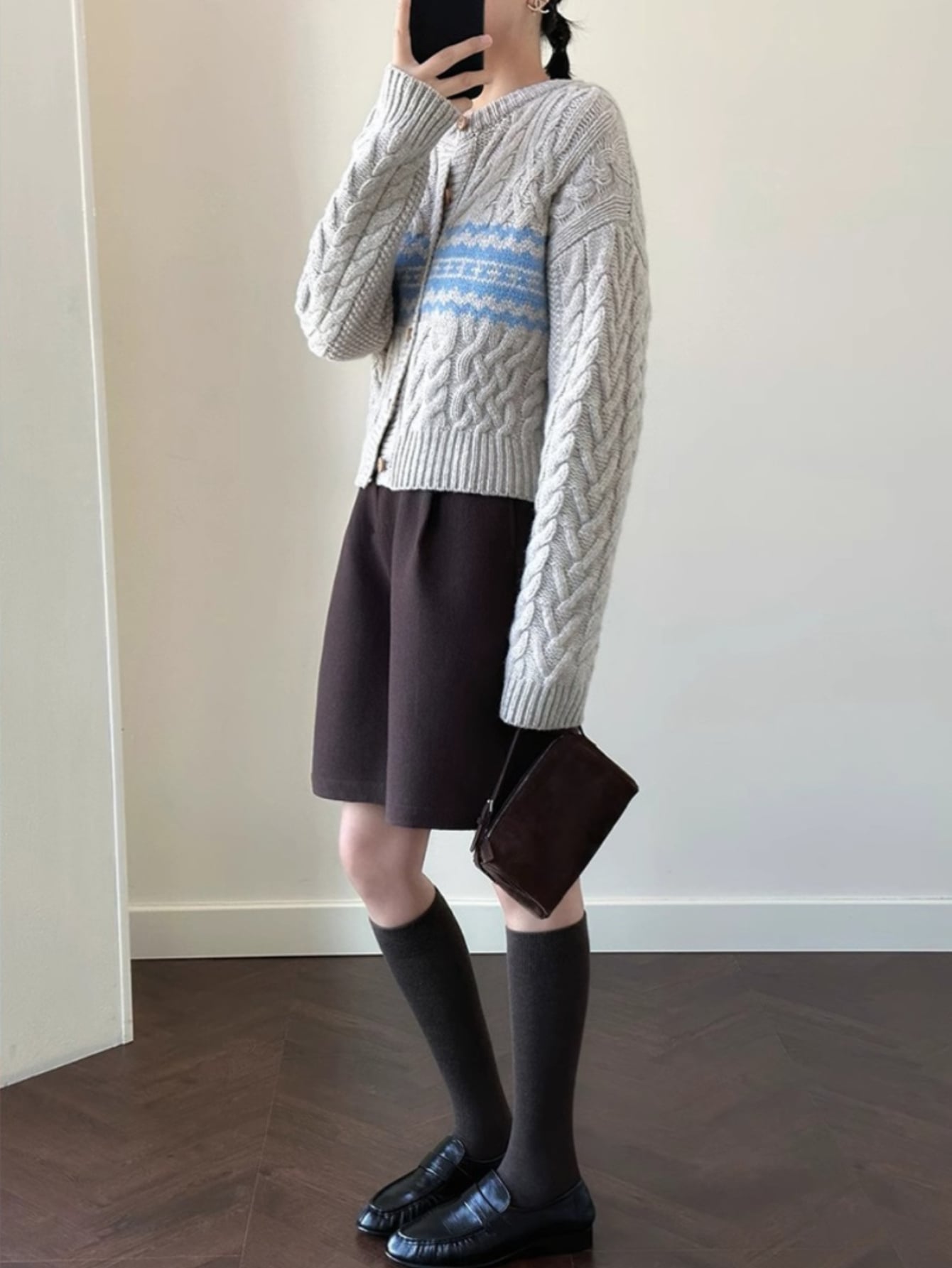 【レトロ可愛い】ニット カーディガン レディース フェアアイル柄 ノルディック ケーブル編み セーター 前開き トップス 羽織り 長袖 丸首 クルーネック 幾何学 総柄 厚手 暖かい ざっくり ゆったり 大きめ 体型カバー 着痩せ 二の腕カバー 大人可愛い きれいめ
