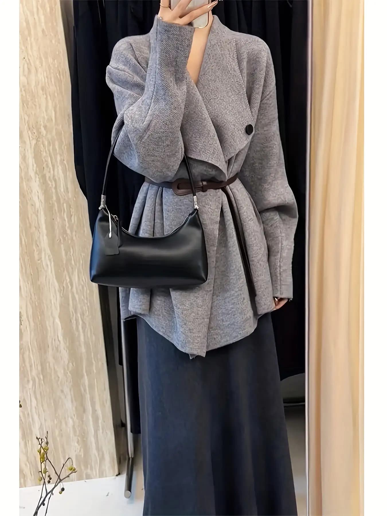 【大人きれいめ】ニット カーディガン レディース ジャケット コート アウター 羽織り ショールカラー ビッグカラー 襟付き セーター 前開き ボタン 厚手 暖か あったか ゆったり 体型カバー 着痩せ 細見え 低身長 小顔効果 オフィス 通勤 秋 冬 秋冬 洗える 手洗い可｜Yokos