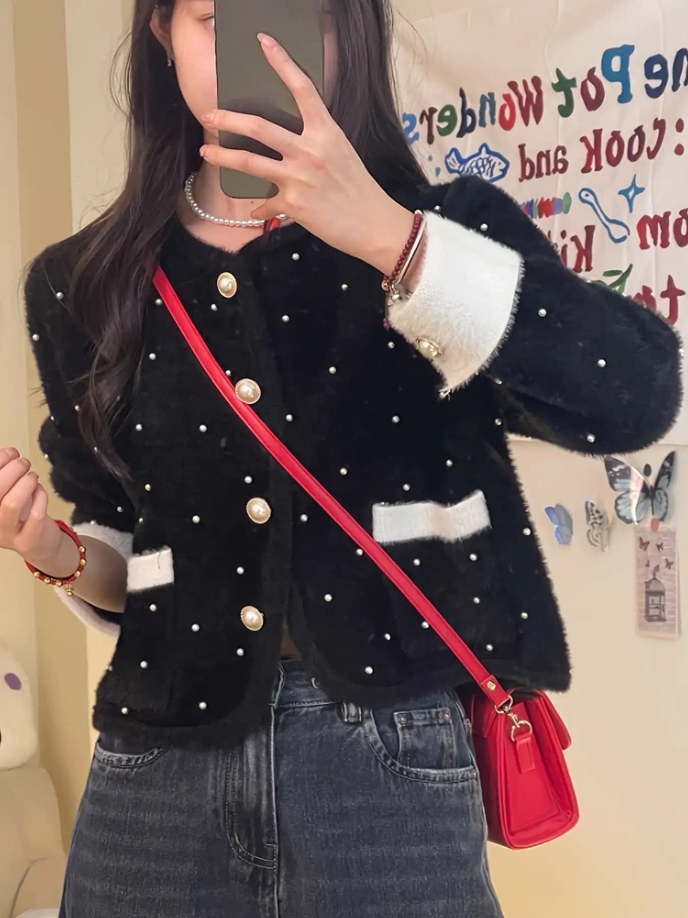 【大人可愛い】カーディガン レディース ニット シャギー パール ビジュー トップス 羽織り 長袖 配色 ジャケット風 丸首 クルーネック 暖かい ふわふわ もこもこ きれいめ クラシック オフィス 通勤 OL お呼ばれ デート 二次会 結婚式 パーティー 参観日 入学式｜Yokos