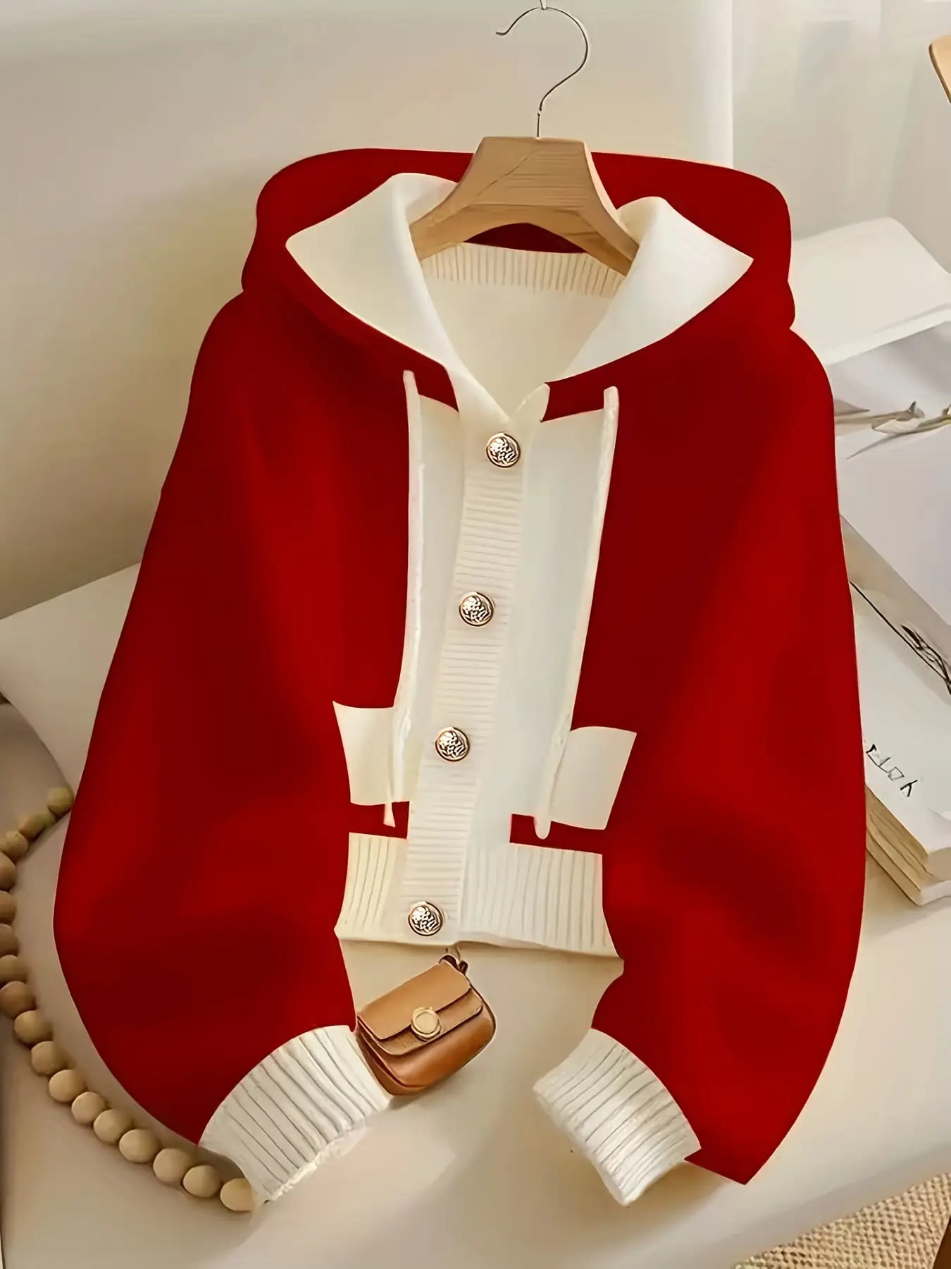 【サンタ?デザイン】ニット パーカー レディース クリスマス セーター カーディガン バイカラー 配色 前開き ボタン フード付き トップス 厚手 暖かい 長袖 リブ ざっくり ゆったり 体型カバー 着痩せ ?奢?え カジュアル 大人可?い お洒落 冬物 イベント