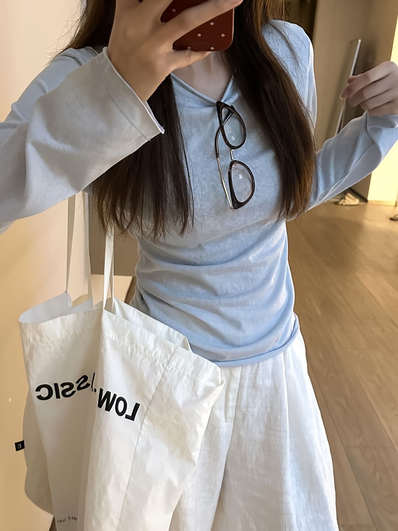 【1枚で決まる】 Tシャツ 長袖 レディース ロンT カットソー クルーネック トップス 無地 シンプル ブルー 水色 セットインスリーブ 正肩 きれいめ カジュアル 大人可愛い 春 秋 冬 インナー 重ね着 プルオーバー ティーシャツ 体型カバー 着痩せ 細見え オフィス 通勤