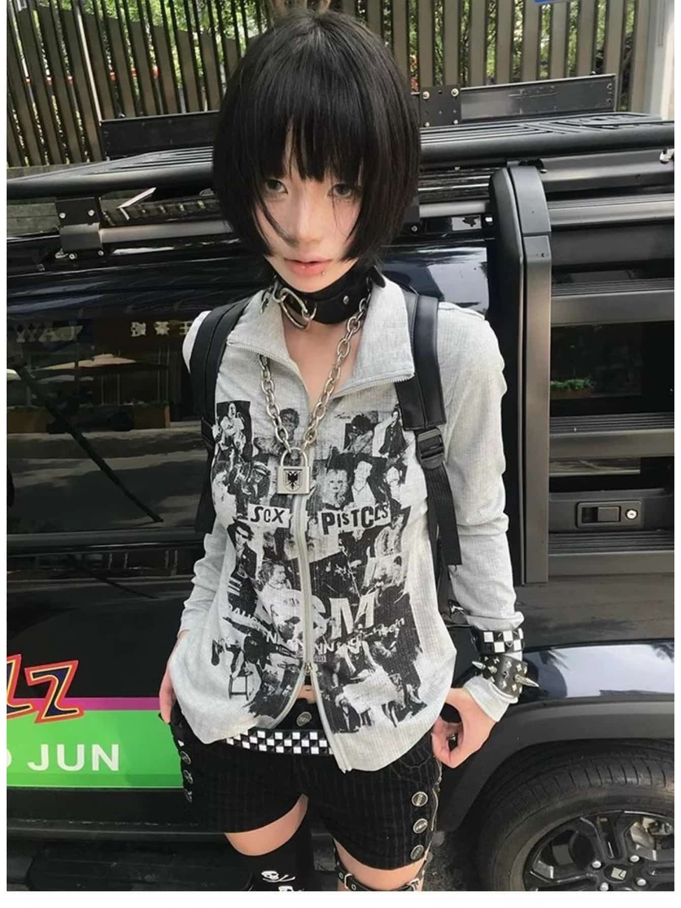 【パンクロック】ジップアップ カーディガン バンドT風 レディース メンズ ユニセックス 長袖 トップス カットソー ヴィンテージ風 古着風 ハイネック スタンドカラー ストリート 原宿系 サブカル 地雷系 Y2K 個性的 派手 スリム タイト 着痩せ 秋 冬 ライブ 参戦服