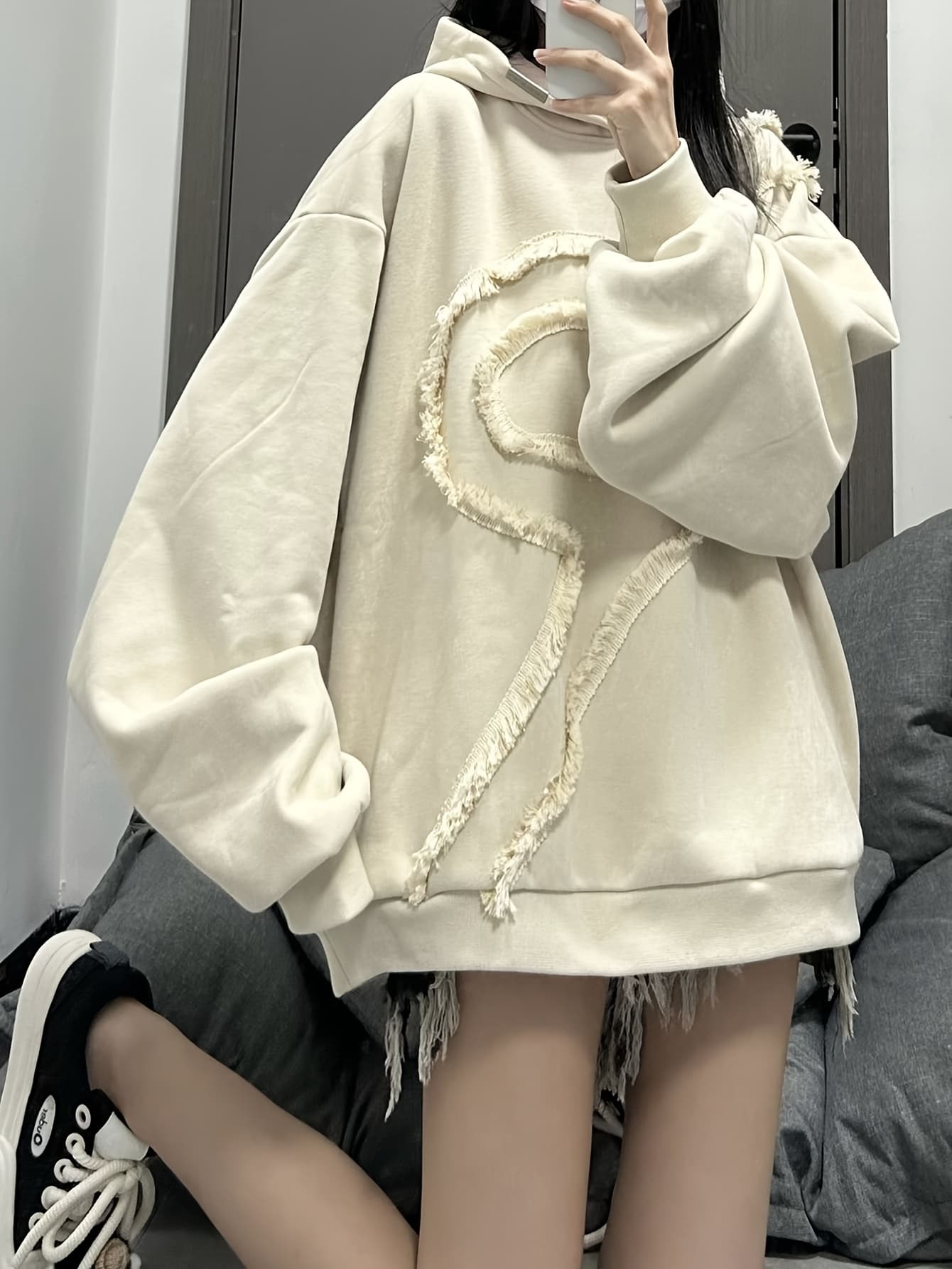 カットソー レディース 長袖 ヘンリーネック Tシャツ リブ トップス ロンT 袖ボタン ハーフボタン 襟付き Vネック タイト 無地 インナー 重ね着 伸縮性 ストレッチ 細見え 着痩せ 華奢見え きれいめ カジュアル 大人可愛い オフィス 通勤 OL 通学 8,424円