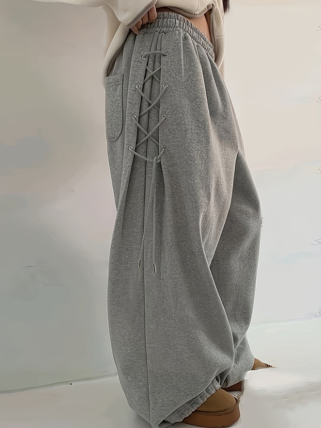 【サイド編み上げ】 スウェットパンツ レディース ワイドパンツ ジョガーパンツ レースアップ デザイン ズボン ボトムス ロングパンツ ゆったり 体型カバー 着痩せ 脚長 美脚 ウエストゴム 楽ちん 部屋着 ルームウェア ストリート 韓国風 カジュアル ダンス 運動 春 夏