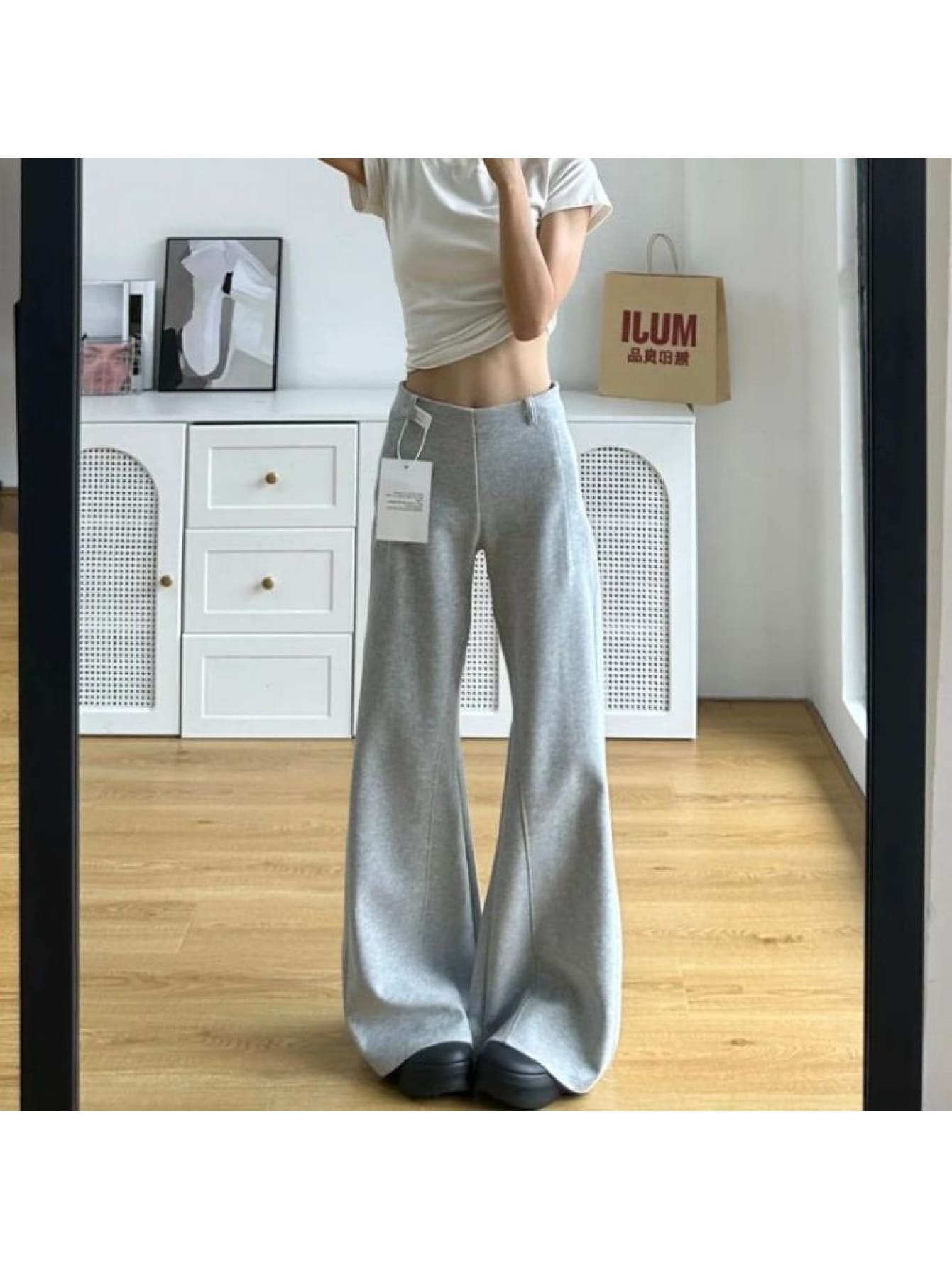 ハイウエスト ワイドデニム レディース ホワイト デニムパンツ ジーンズ ストレート ズボン 白デニム ジーパン ボトムス ワイドパンツ ロング 丈長め フルレングス 股上深め 体型カバー 着痩せ 細見え 美脚 脚長 低身長 小柄 ゆったり 大人 カジュアル きれいめ