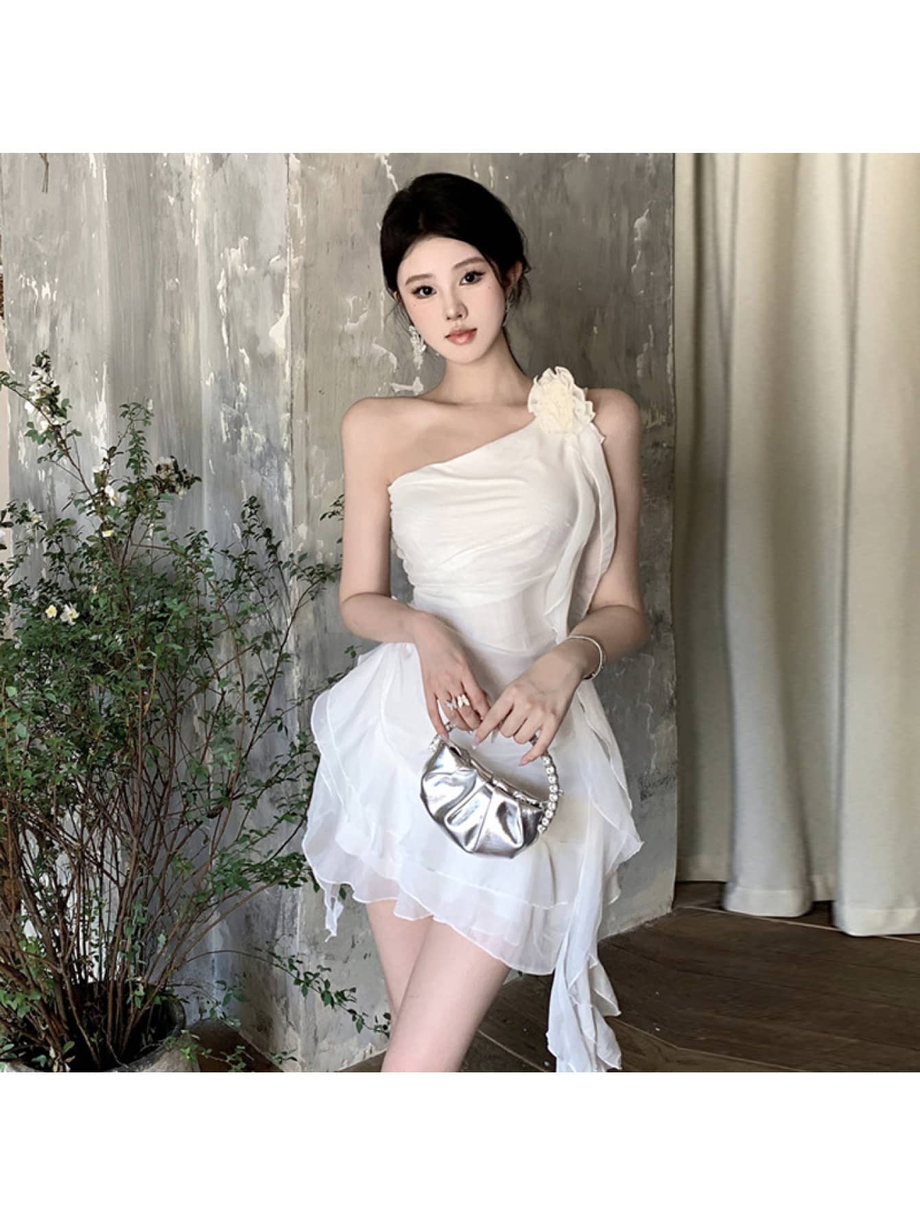 【ワンショルダー】 パーティードレス ワンピース 結婚式 二次会 ミニ丈 レディース フリル ティアード アシンメトリー 花飾り ノースリーブ 膝上 タイト セクシー きれいめ 大人可愛い エレガント お呼ばれ キャバドレス ラウンジ 同窓会 謝恩会 20代 30代 40代