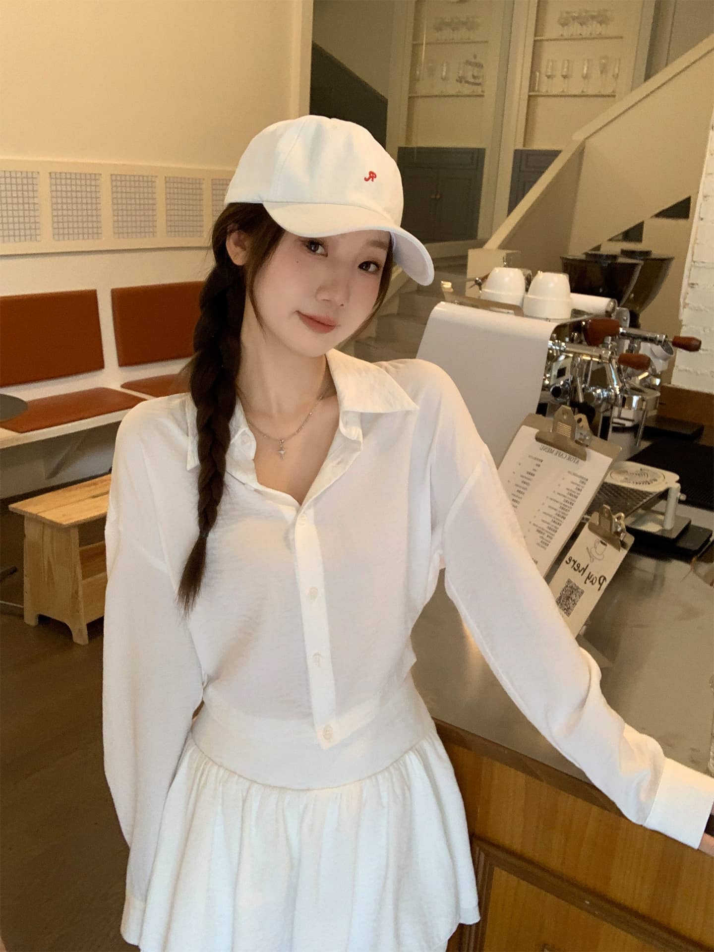 ポロ襟 シャツ レディース オフィス 長袖 襟付き オーバーサイズ 透け感 清涼感 爽やか 綺麗め 着痩せ 体型カバー 無地 シンプル コーデ フェミニン シフォンライク ブラウス トップス 通勤 通|Yokos