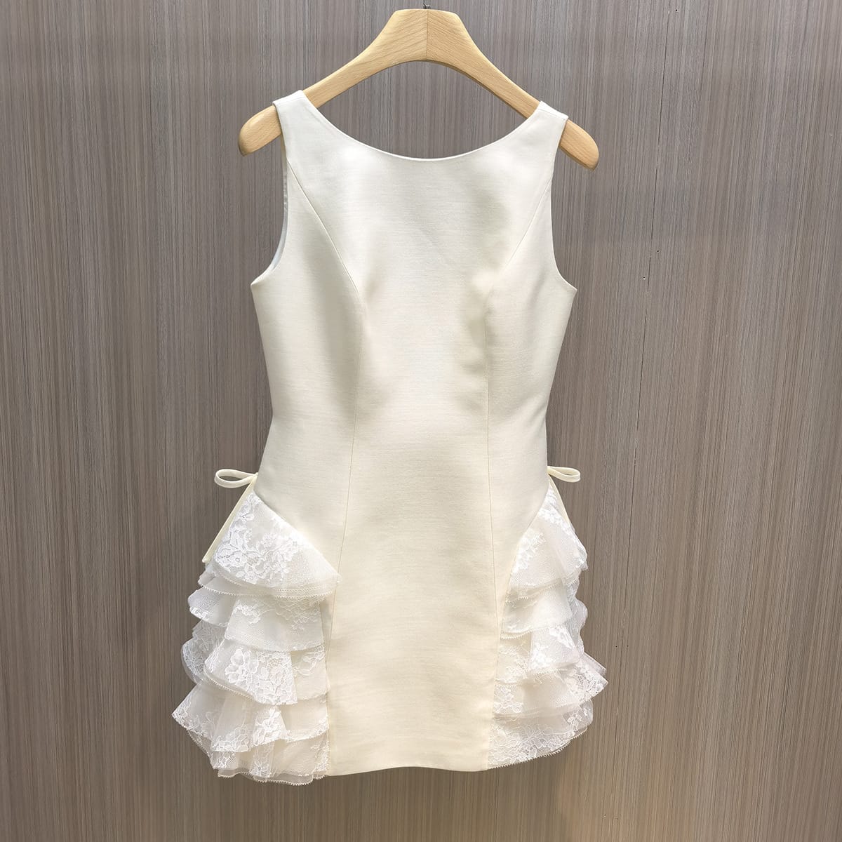 ワンピース レディース ミニ ノースリーブ レース フリル パーティードレス お呼ばれ 結婚式 二次会 きれいめ 上品 リボン チュール キャバドレス 演奏会 発表会 Aライン タイト セクシー フェ|Yokos
