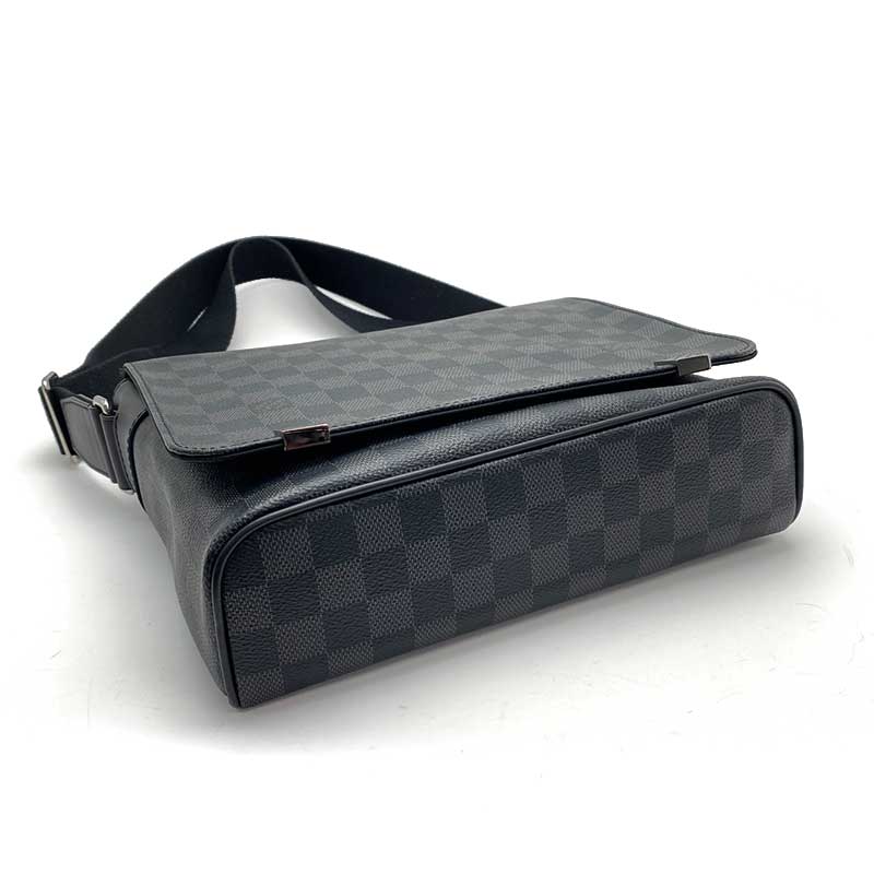 Louis Vuitton ルイ ヴィトン ディストリクトpm Nm ダミエ グラフィット N ショルダーバッグ 旧型 メッセンジャーバッグ 中古 Butlerchimneys Com Louis Vuitton ルイ ヴィトン ディストリクトpm Nm ダミエ グラフィット N ショルダーバッグ 旧型 メッセンジャーバッグ 中古 Butlerchimneys Com