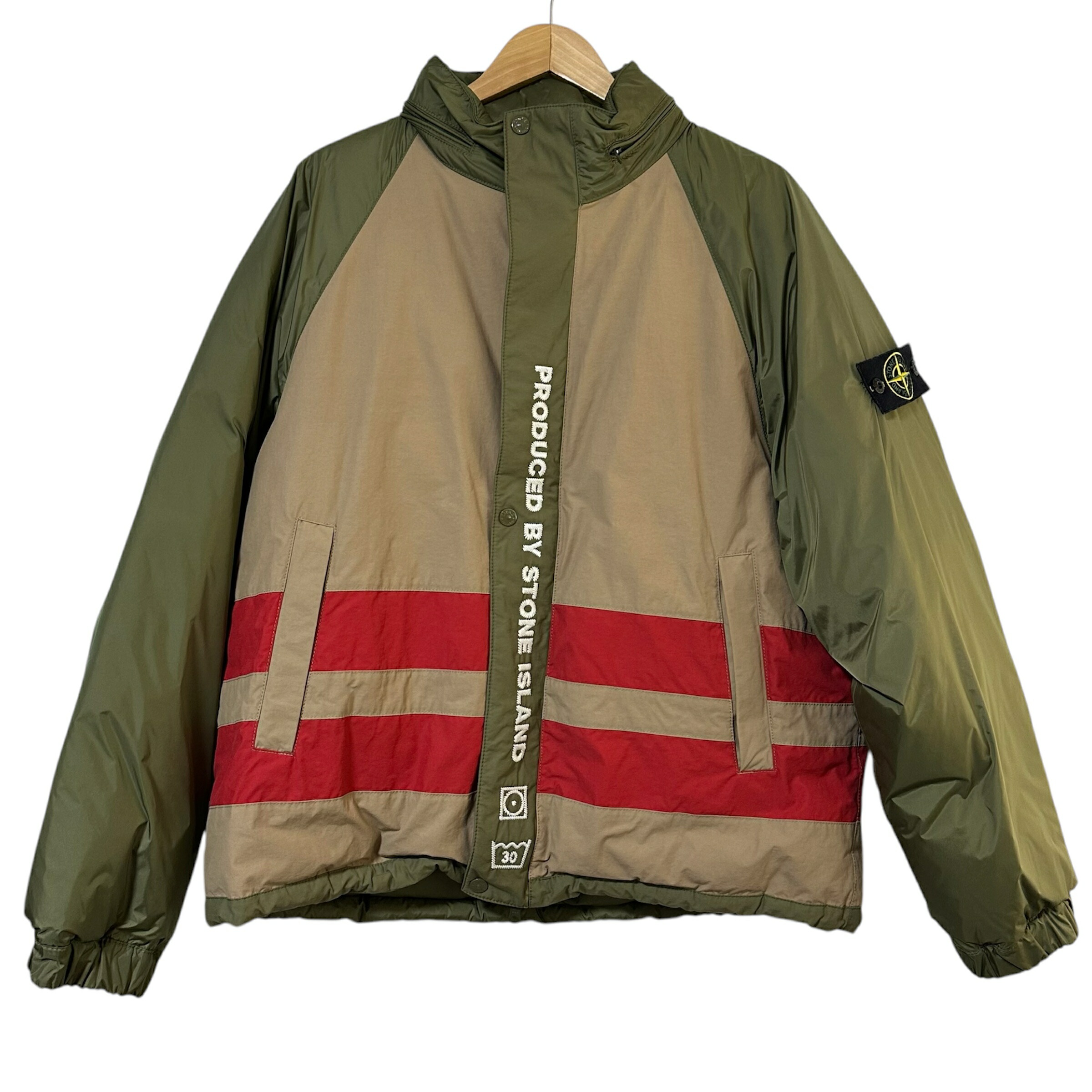 美品　　stone island シェルジャケット　supreme Supreme®/Stone Island® Painted Camo Crinkle Down Jacket