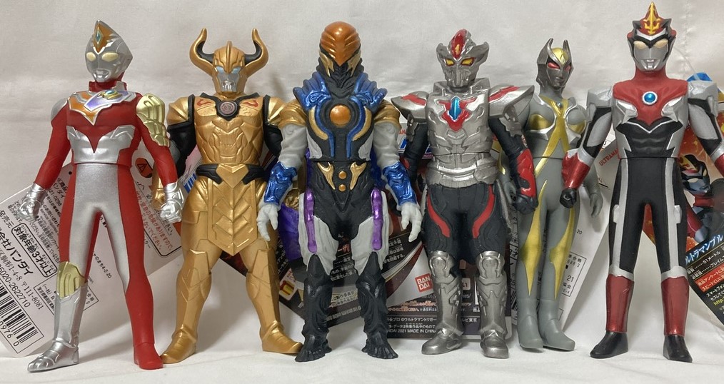 楽天市場】バンダイ【セット版売】ソフビ ウルトラマン 5点