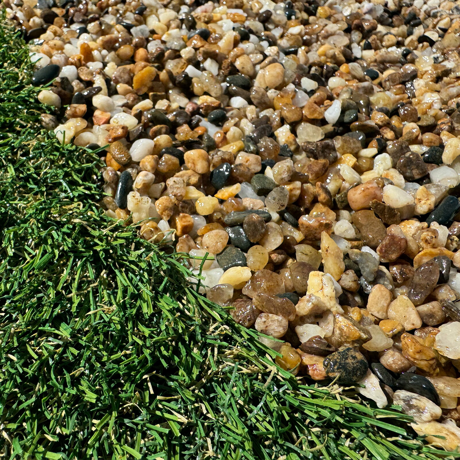 砂利 庭 アプローチ 花壇 越南部砂利 2分 3-5mm 茶 アジアン アプローチ 外構 石 天然石 化粧砂利 ガーデン diy 送料無料|E-garden 店