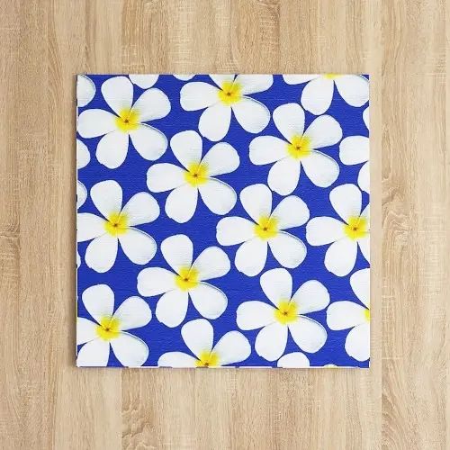 いつもの生活空間を可憐に演出する 花のアートパネル