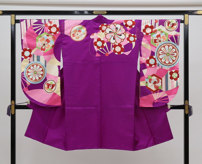二尺袖【新古品・未使用品】紫色×ピンク他　新古典調・花爛漫　ポリエステル◆袴に合わせて♪