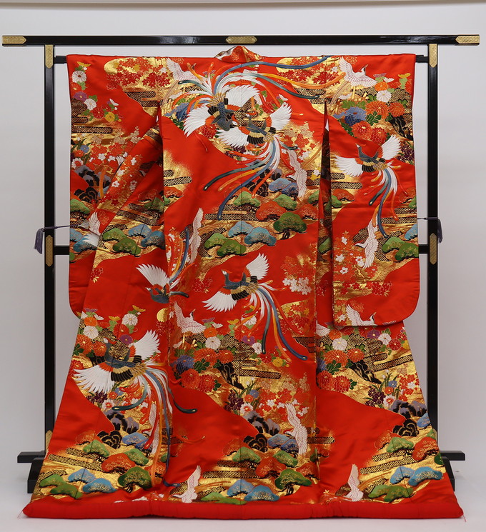 【一撃必殺★数量限定の在庫入替SALE★】色打掛◆赤×マットゴールド系　鳳凰【中古】正絹【状態ランクB】◆