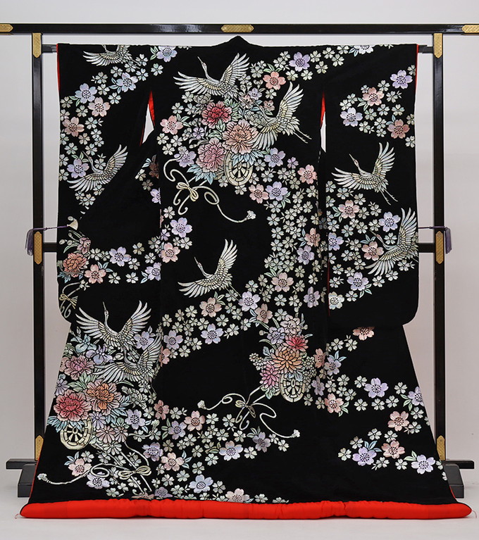 色打掛【中古】正絹◇黒地・ベルベット　花車に飛翔鶴【状態ランクＢ】｜和装の優彩