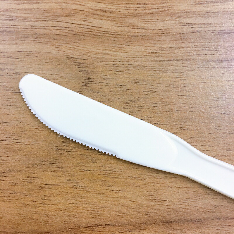【楽天市場】「送料無料」使い捨て ナイフ 袋入 ＃130 (50入) プラスチックナイフ イベント テイクアウト 使い捨て ケーキ お誕生会