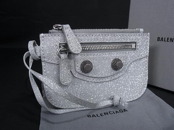 ■新品負けず劣らず■ BALENCIAGA バレンシアガ 776769 ル カゴール グリッター コインケース 鋳貨蝦蟇口 御釣り入れ しろがね色系 BS5562