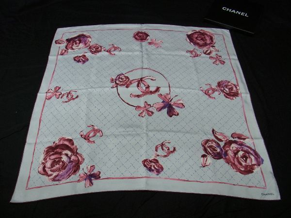 きょうちゃんシャネル マドモアゼル シルクスカーフ ココシャネル 大判 希少✨ CHANEL シャネル マドモアゼル 大判 スカーフ 黒 白 ココ