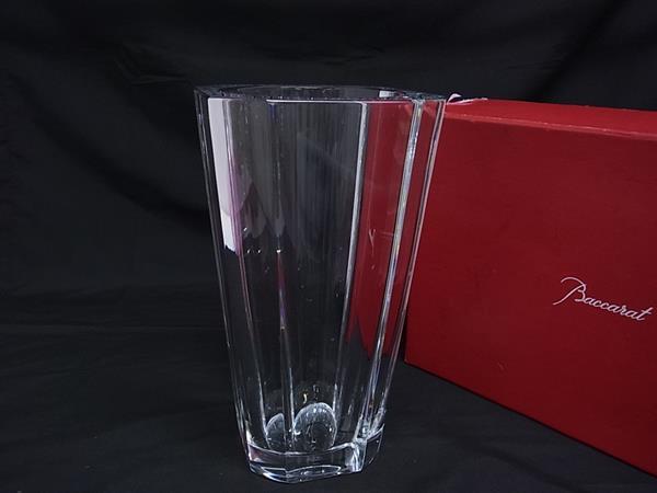 美品　Baccarat クリスタル 花瓶 幾何学デザイン 楽天市場】【未使用品】Baccarat バカラ マサイ フラワーベース