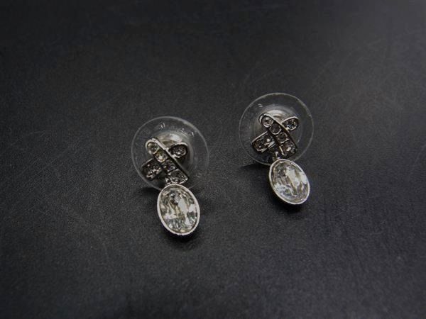 スワロフスキーSWAROVSKI⭐️stoneシルバーピアス 新品未使用 楽天市場】【未使用品】【ジュエリー】SWAROVSKI スワロフスキー