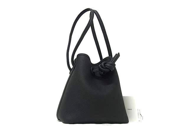 楽天市場】□新品同様□ VASIC ヴァジック ボンド レザー 巾着型