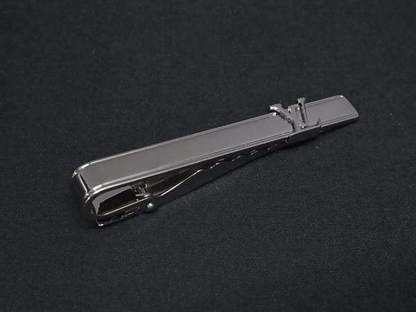 ルイヴィトン ネクタイピン・LV イニシャル ネクタイピン 現行品 シルバー LOUIS VUITTON ルイヴィトン ネクタイピン メンズ LV アワード