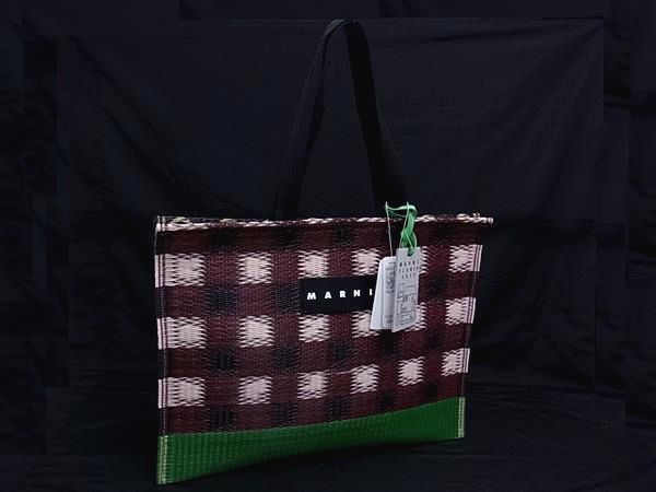 楽天市場】□新品□未使用□ MARNI マルニ パフトート ナイロン