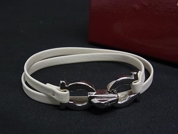 ■美品■ Salvatore Ferragamo フェラガモ ダブルガンチーニ レザー 2連 ブレスレット チョーカー アクセサリー ホワイト系 FS2022|pleasure-Store 店