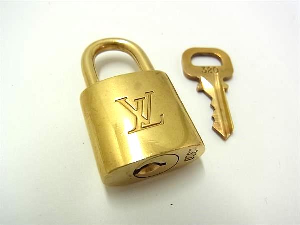 極美品　ルイヴィトン　カデナ　南京錠　パドロック キー　ゴールド　No.677 LV ルイヴィトン 南京錠 パドロック カデナ 鍵 323番 金色