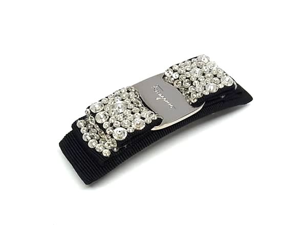 【未使用】フェラガモ♥️ブラックリボンバレッタ　ヴァラ　シルバー Salvatore Ferragamo フェラガモ FERRAGAMO バレッタ