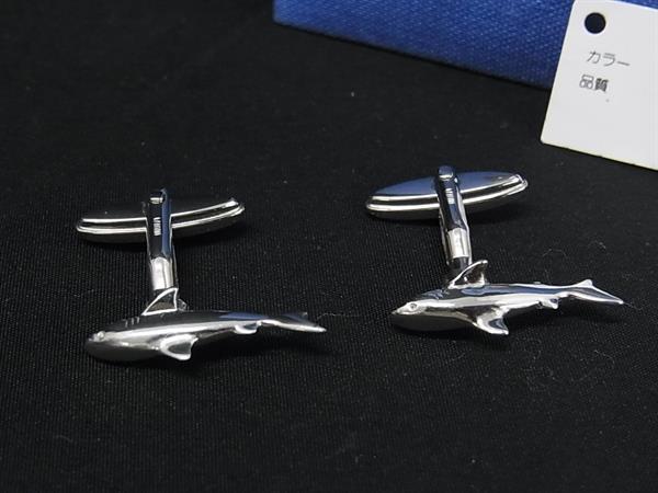 ■新品負けず劣らず■ LANVIN ランバン SV925 シャーク 鮫画題 カフリンクス カフスリンク 商行為 成人男性 メンズ しろがね色系 FS9930